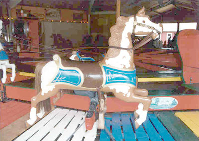 Image: 1901 Parker Track Machine