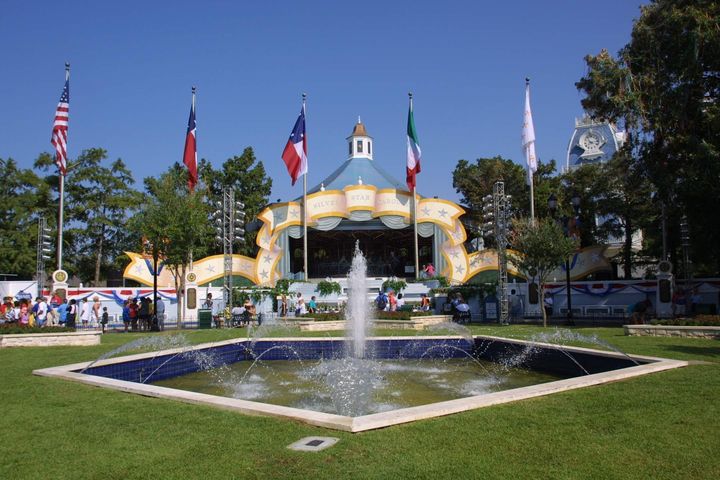 Click to display the next picture
