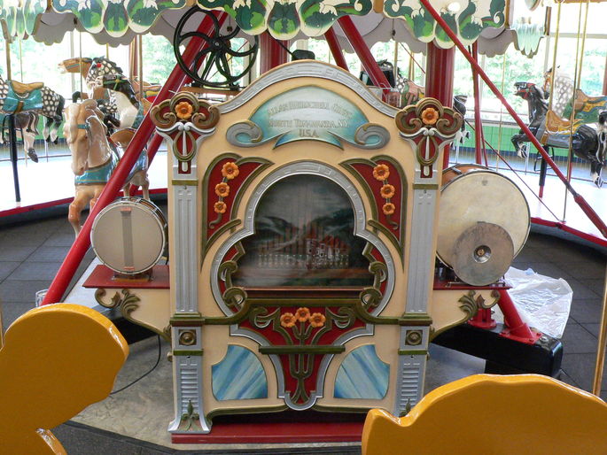 Click to display the next picture