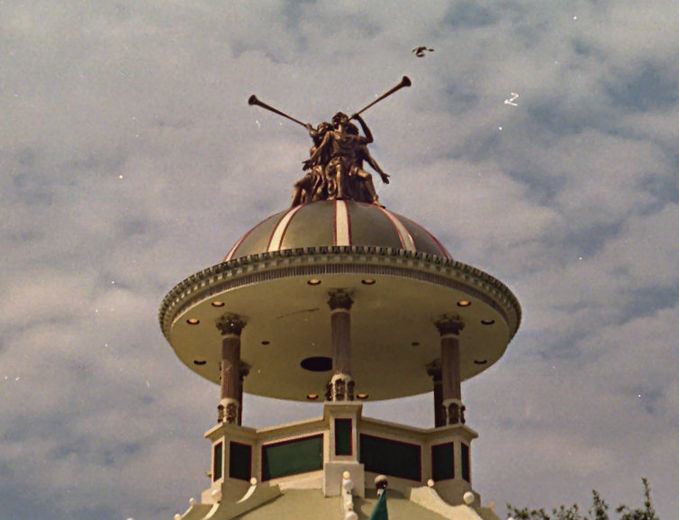 Click to display the next picture