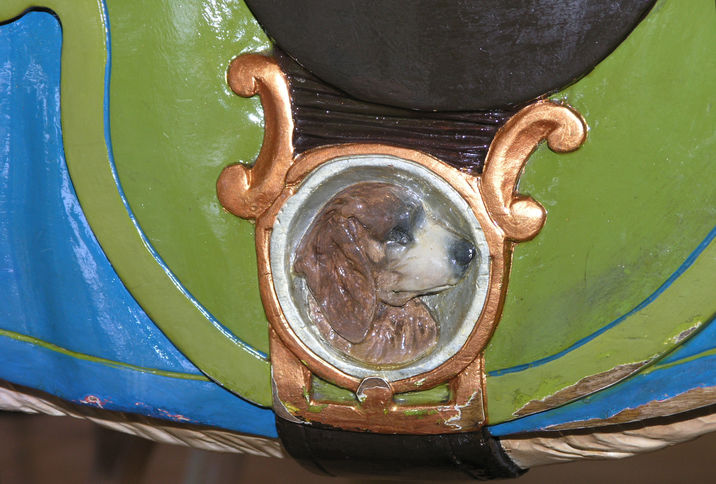 Click to display the next picture