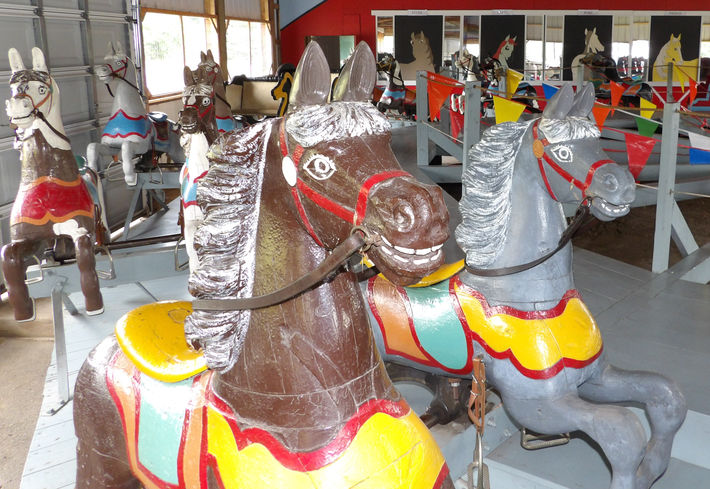 Click to display the next picture